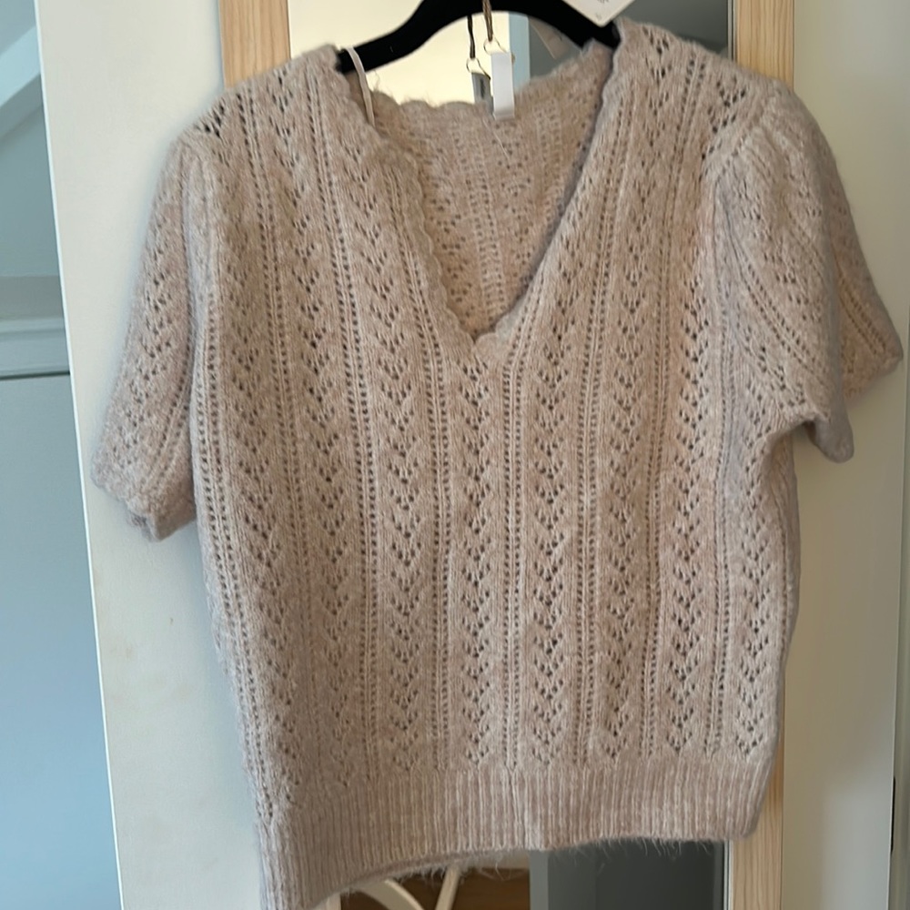 Wishlist scalloped sweater short sleeve